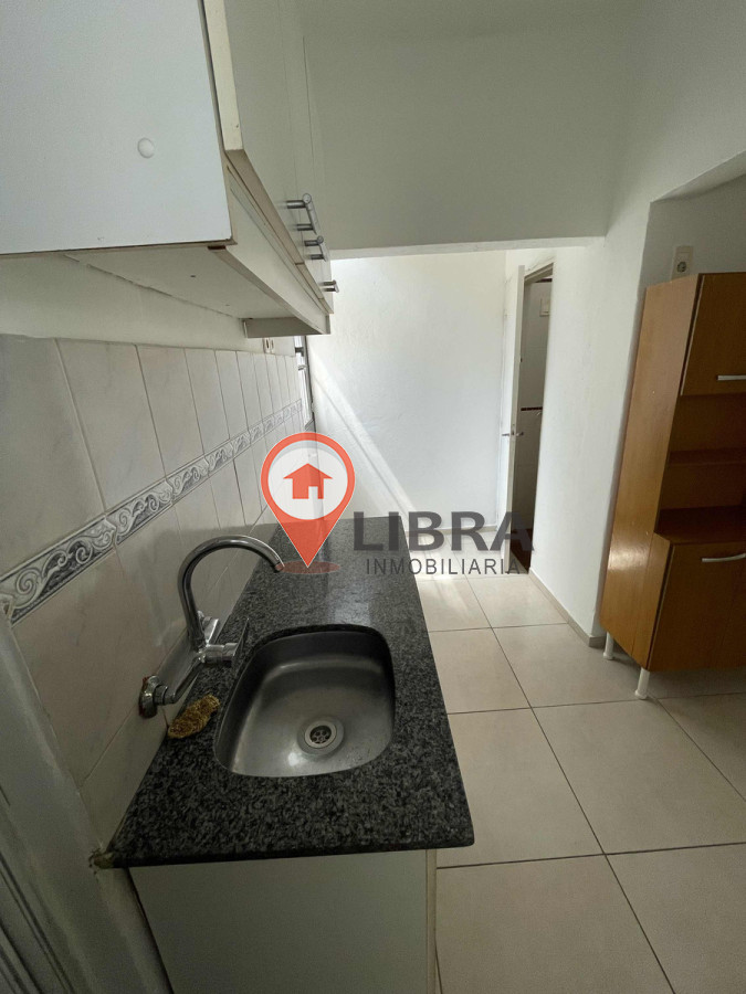 Apartamento ID.7992 - Venta Apartamento 1 Dormitorio Garage Patio Sin Gastos En Villa Española 