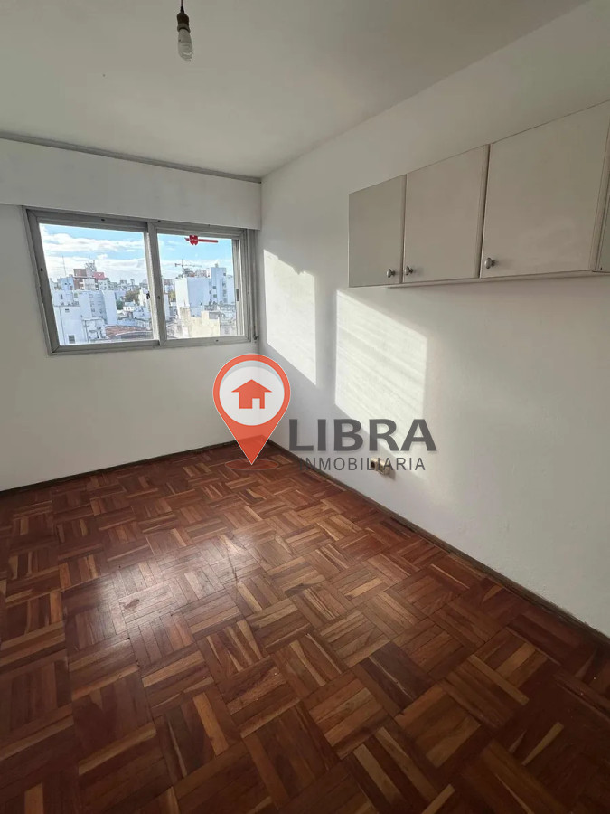 Apartamento ID.9851 - Alquiler Apartamento 2 Dormitorios Zona Centro Montevideo