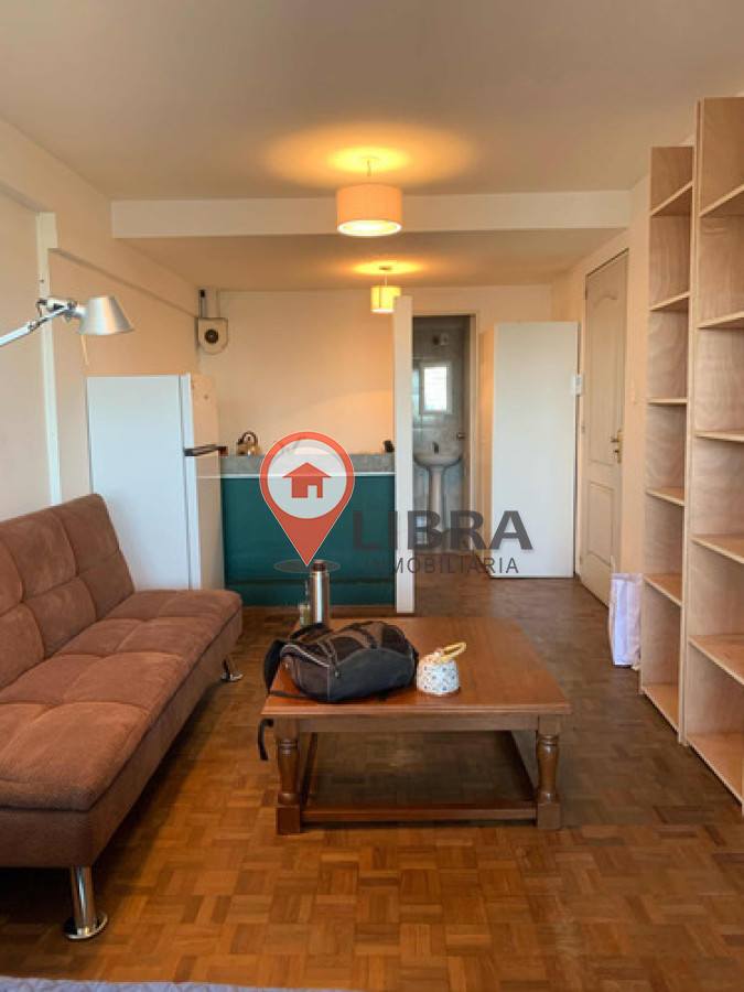 Apartamento ID.9852 - Alquiler Hermoso Monoambiente Sobre Rambla En Malvín