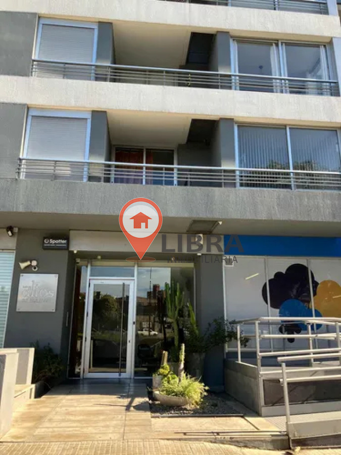 Apartamento ID.9894 - Alquiler Apartamento 2 Dormitorios Centro 