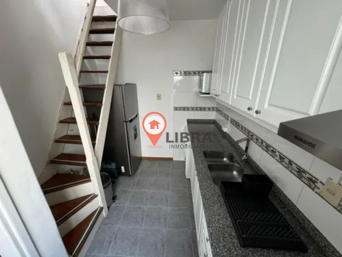Apartamento ID.9925 - Alquiler En Pocitos, Hermoso Apartamento De 2 Dormitorios Y Balcón 