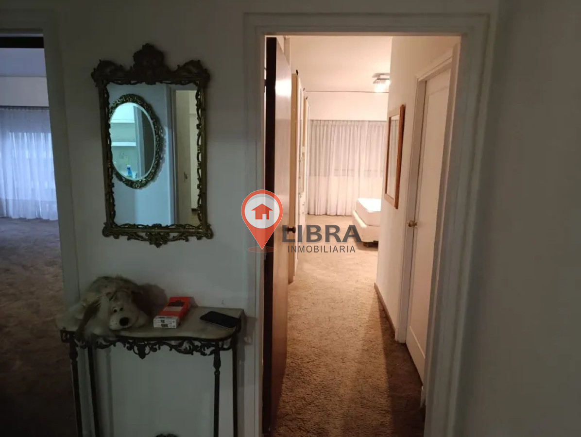Apartamento ID.9930 - Alquiler En Villa Biarritz Apartamento, 3 Dormitorios, 2 Baños Y Garaje