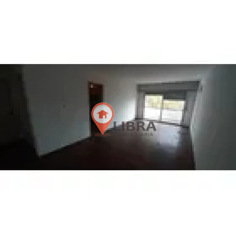 Apartamento ID.9931 - Alquiler Amplio Apartamento En Pleno Centro De Montevideo, 3 Dormitorios Y 2 Baños