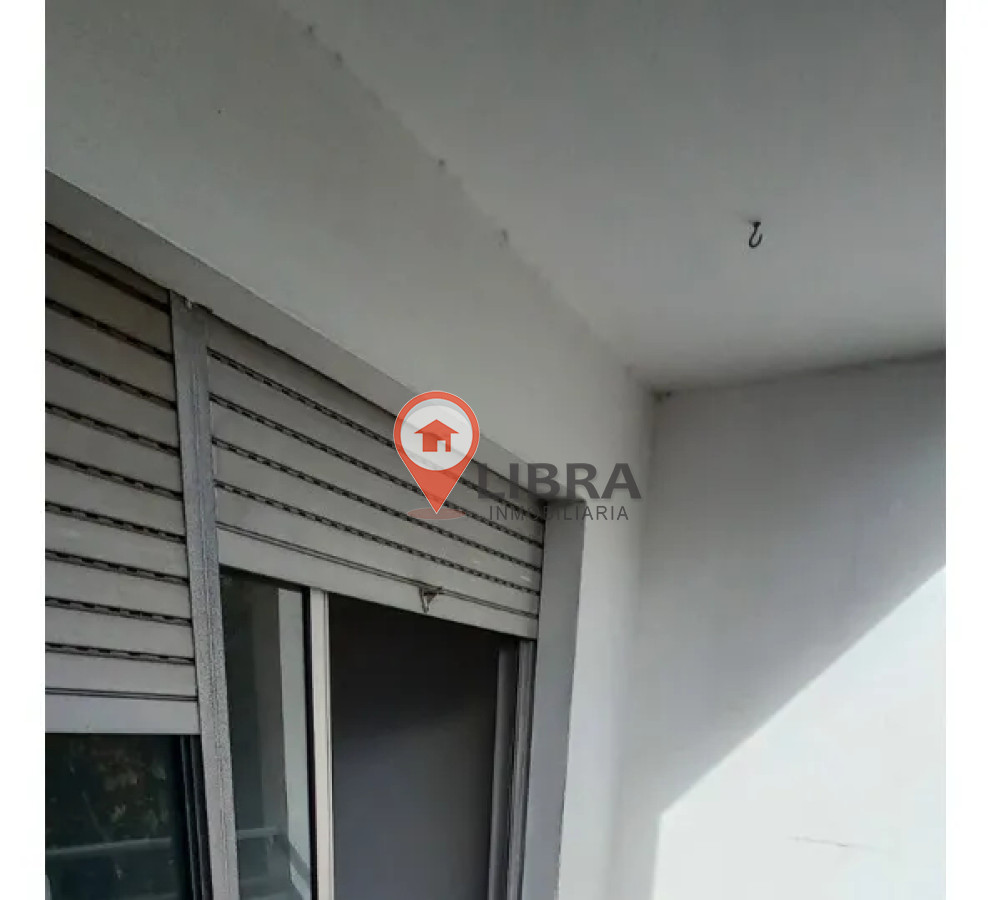 Apartamento ID.9931 - Alquiler Amplio Apartamento En Pleno Centro De Montevideo, 3 Dormitorios Y 2 Baños