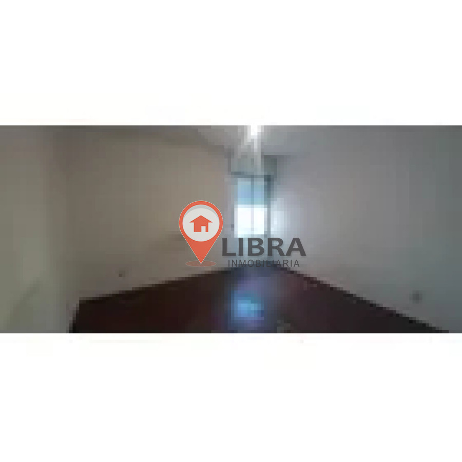 Apartamento ID.9931 - Alquiler Amplio Apartamento En Pleno Centro De Montevideo, 3 Dormitorios Y 2 Baños