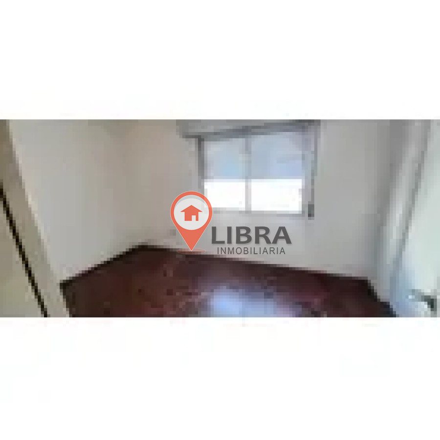 Apartamento ID.9931 - Alquiler Amplio Apartamento En Pleno Centro De Montevideo, 3 Dormitorios Y 2 Baños