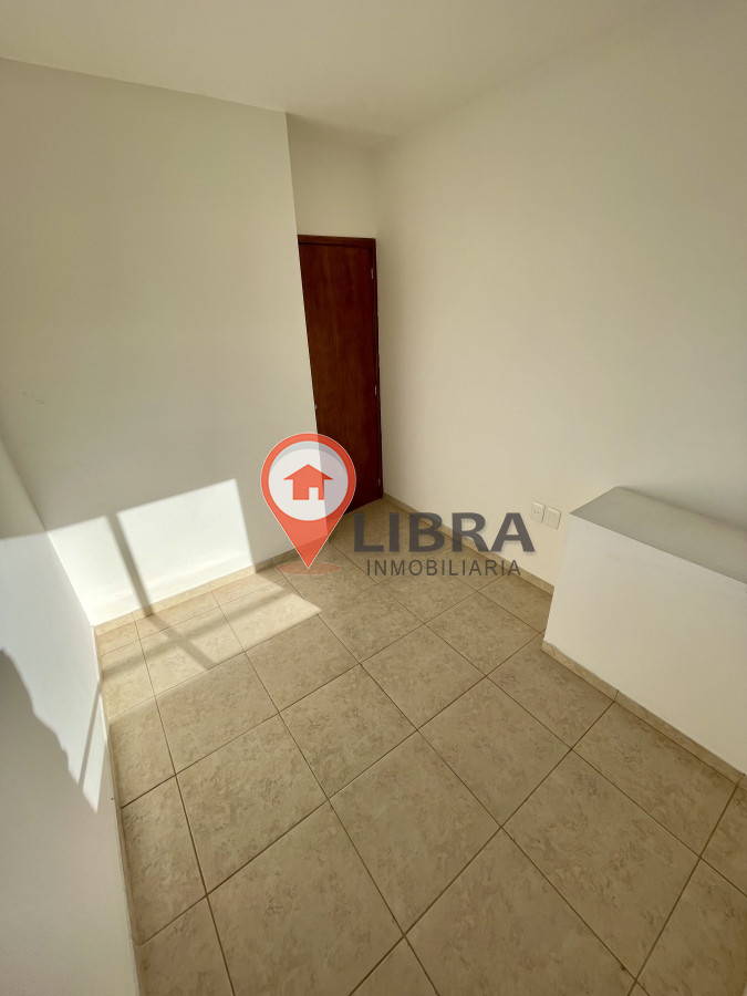 Apartamento ID.5564 - Alquiler Duplex 2 Dorm Balcón Patio Cochera Malvin Norte