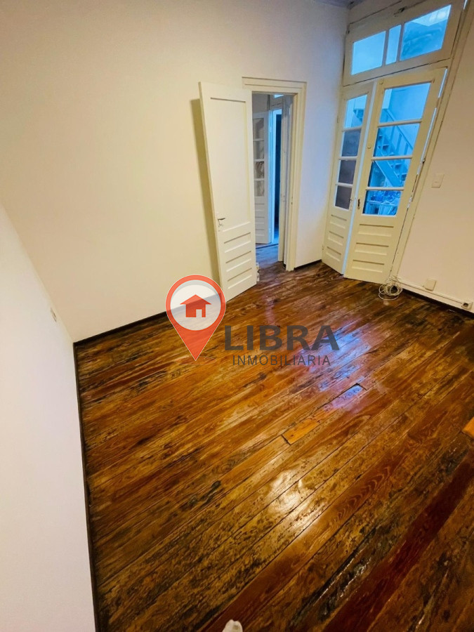 Apartamento ID.4937 - Apartamento En Barrio Reducto En Impecable Estado