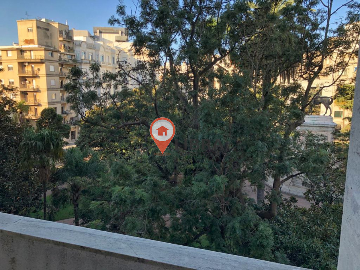 Apartamento ID.3050 - IMPERDIBLE! SE VENDE EN CIUDAD VIEJA 3 DORMITORIOS 2 BAÑOS!