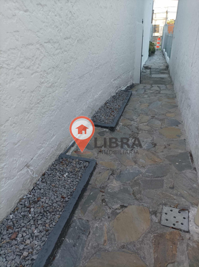 Apartamento ID.8597 - Alquiler Apartamento 3 Dormitorios Parrillero Malvin Norte