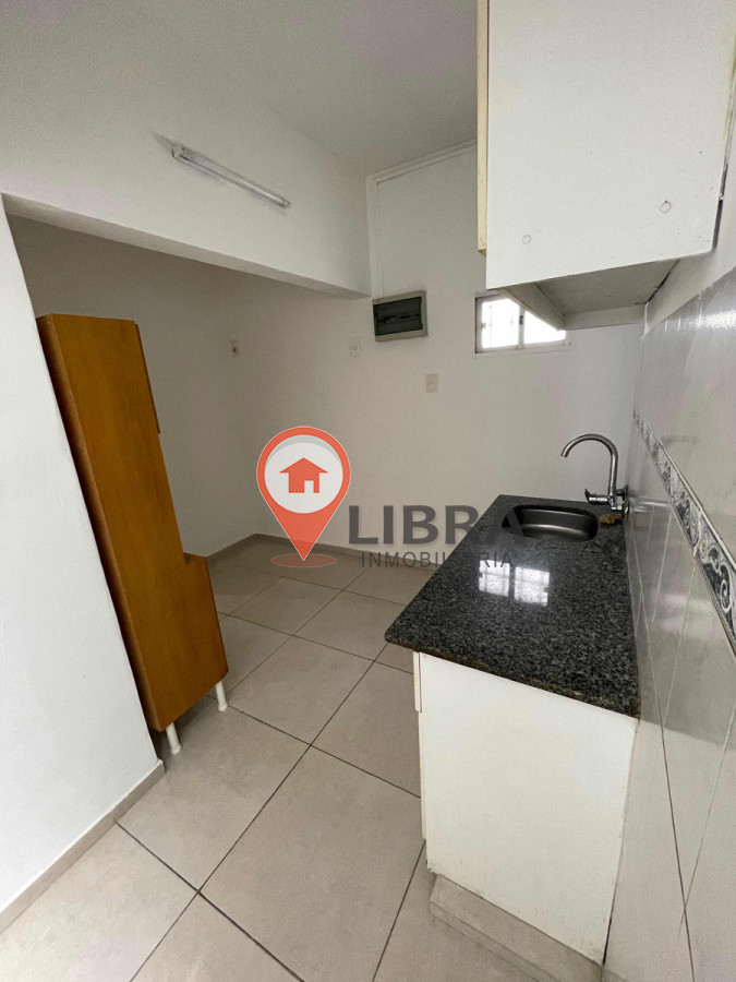 Apartamento ID.7992 - Venta Apartamento 1 Dormitorio Garage Patio Sin Gastos En Villa Española 