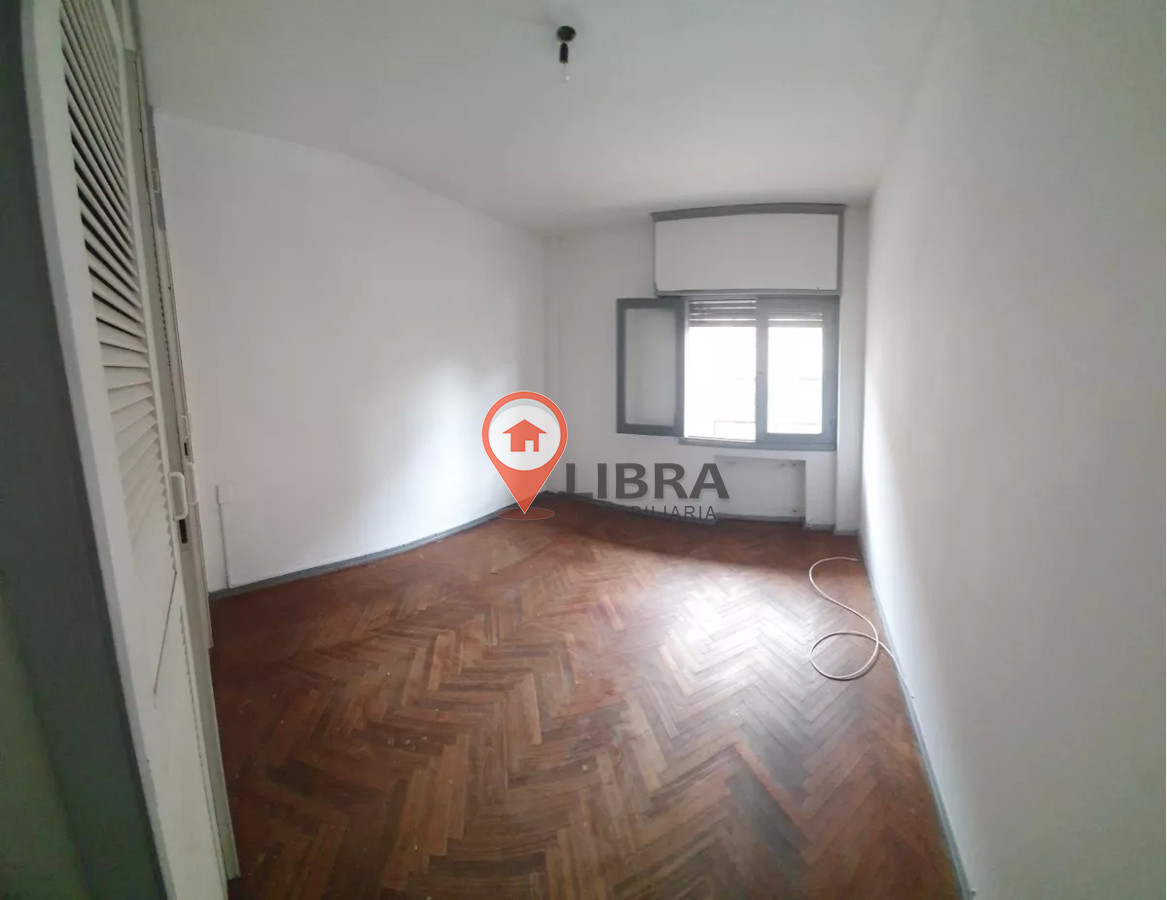 Apartamento ID.3387 - SE VENDE INCREIBLE APTO! 2 DORMITORIOS Y BALCON AL FRENTE EN CORDON!
