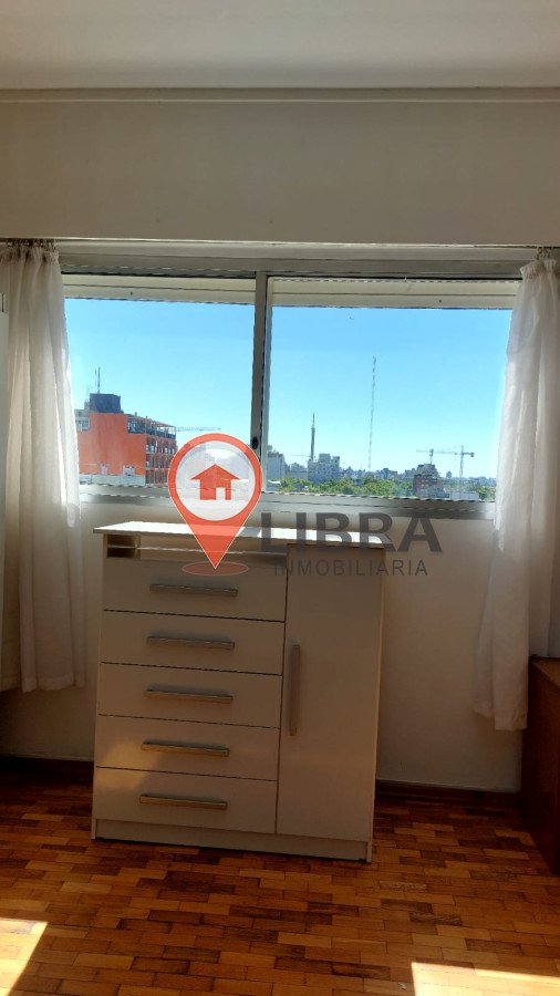 Apartamento ID.7910 - Se Alquila Apartamento 1 Dormitorio Amoblado Y Equipado Con Balcón En Centro