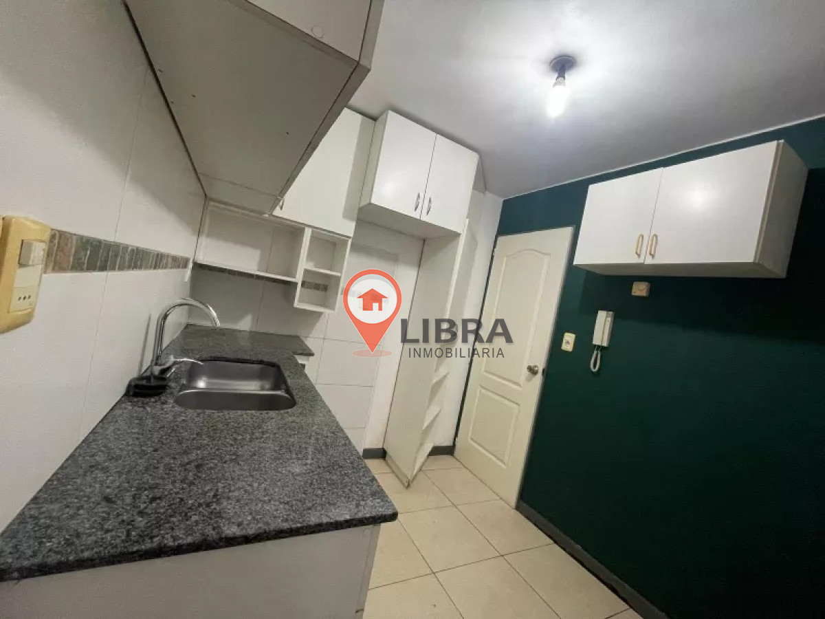 Apartamento ID.8126 - Alquiler Apartamento De 1 Dormitorio Con Cochera En Centro