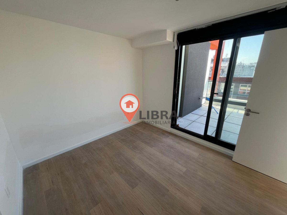 Apartamento ID.6572 - Venta Apartamento A Estrenar Centro 1 Dorm Terraza Parrilero