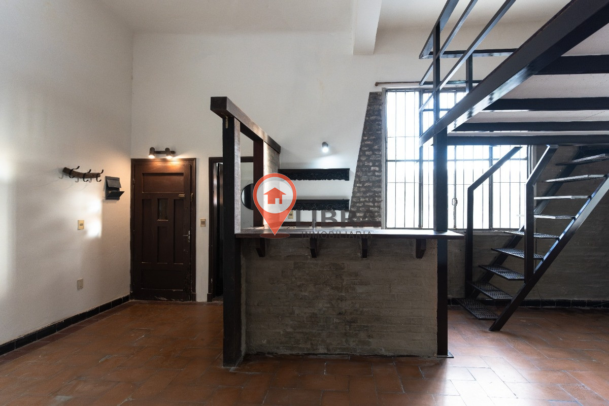 Apartamento ID.5017 - Oportunidad Apartamento Loft Renovado En Ciudad Vieja