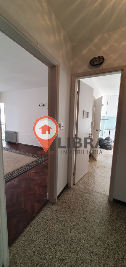 Apartamento ID.10224 - Alquiler Y Venta Apartamento 2 Dormitorios, Balcón Y Garaje En Pocitos 
