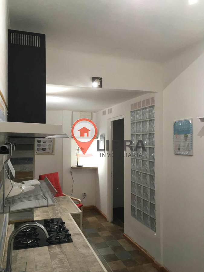 Apartamento ID.3453 - Alquiler Apartamento 2 Dormitorios Reducto Con Patio Luminoso