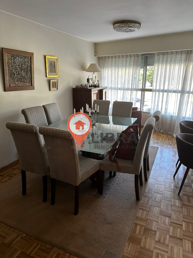 Apartamento ID.3976 - Venta Apartamento Planta Baja Con Fondo Barbacoa Villa Biarritz