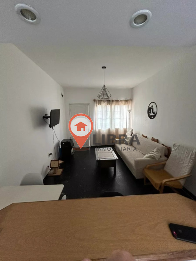 Apartamento ID.8481 - Alquiler Apartamento De 2 Dormitorios Patio En Malvín Norte