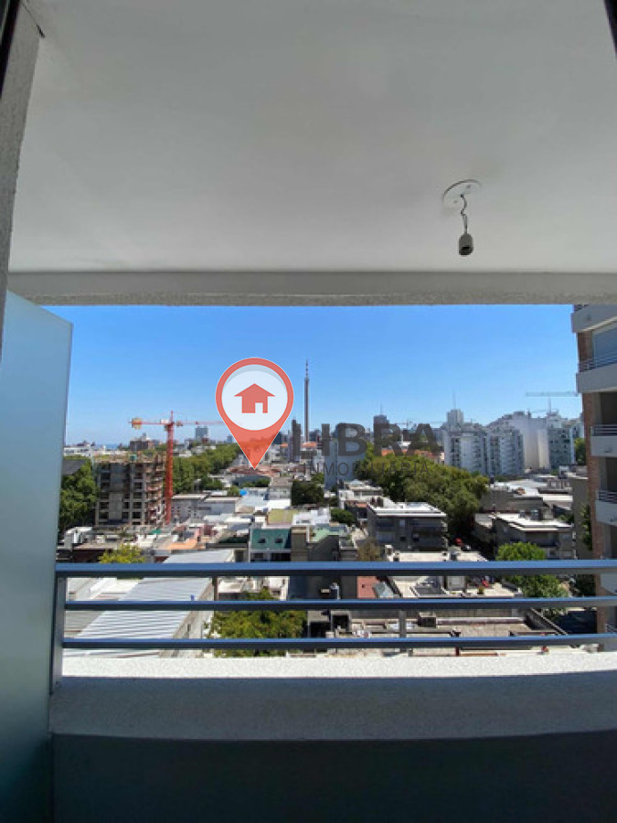 Apartamento ID.9573 - Alquiler Espectacular Apartamento De 1 Dormitorio Con Cochera En Parque Rodó