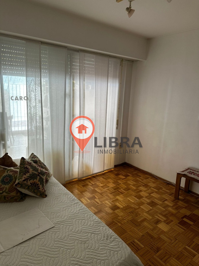 Apartamento ID.3976 - Venta Apartamento Planta Baja Con Fondo Barbacoa Villa Biarritz