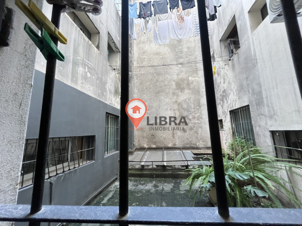 Apartamento ID.4221 - Venta Apartamento 2 Dormitorios Patio Interno Ciudad Vieja