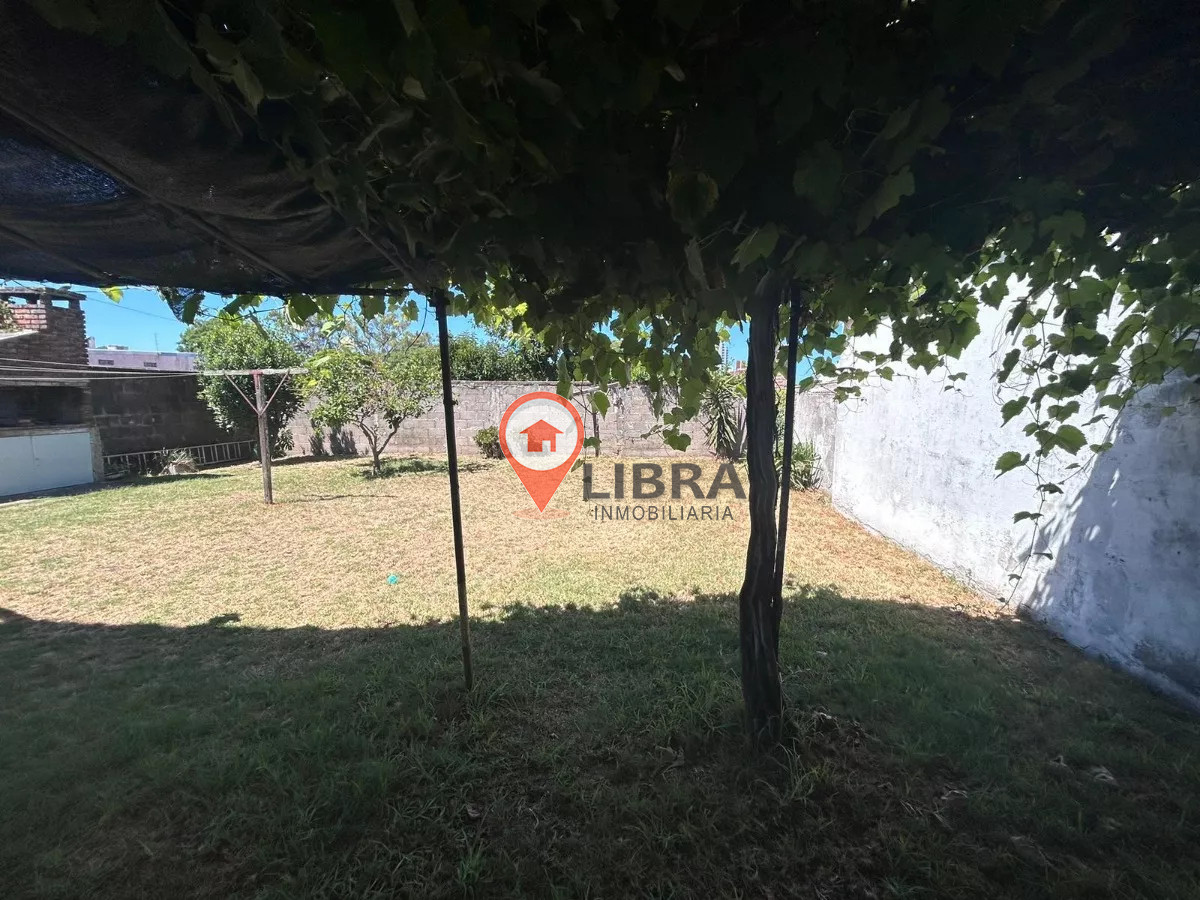 Apartamento ID.8481 - Alquiler Apartamento De 2 Dormitorios Patio En Malvín Norte