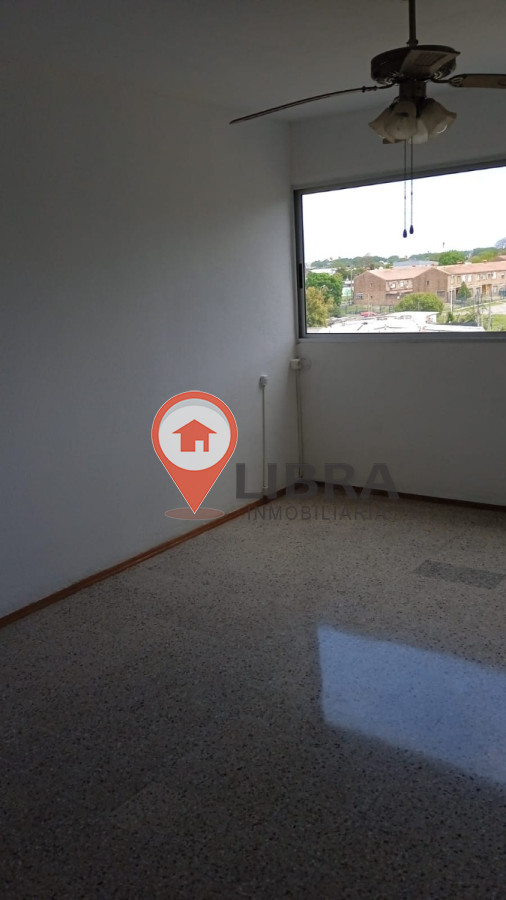 Apartamento ID.4567 - Excelente oportunidad en malvin 2 dormitorios, Euskalerria 71