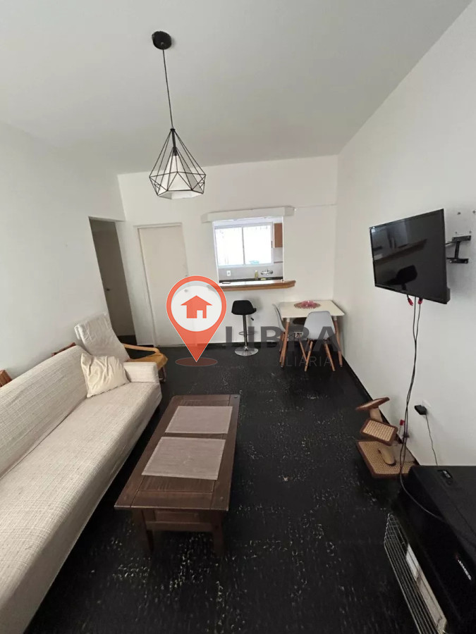 Apartamento ID.8481 - Alquiler Apartamento De 2 Dormitorios Patio En Malvín Norte