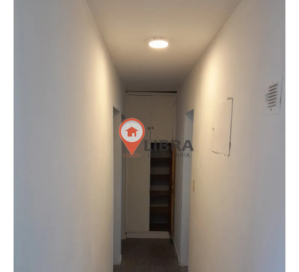 Apartamento ID.9660 - Lindo Apartamento De 2 Dorm En Mercado Modelo 