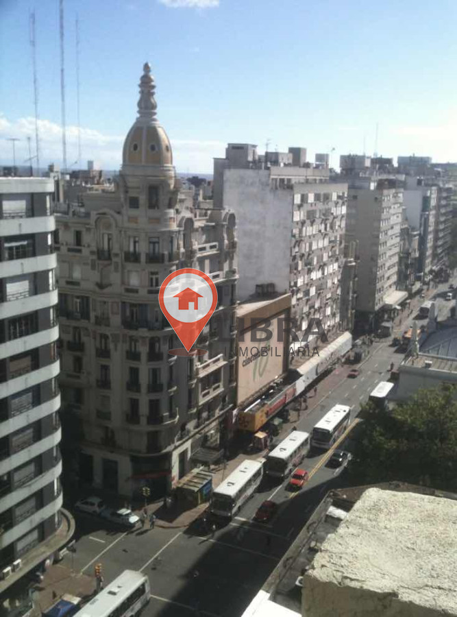 Apartamento ID.5596 - Alquiler Apartamento 1 Dormitorio 2 Balcones Estufa Centro
