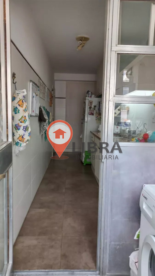 Apartamento ID.1525 - Venta 3 Dormitorios 2 Baños Cómodo Y Amplio En Pocitos