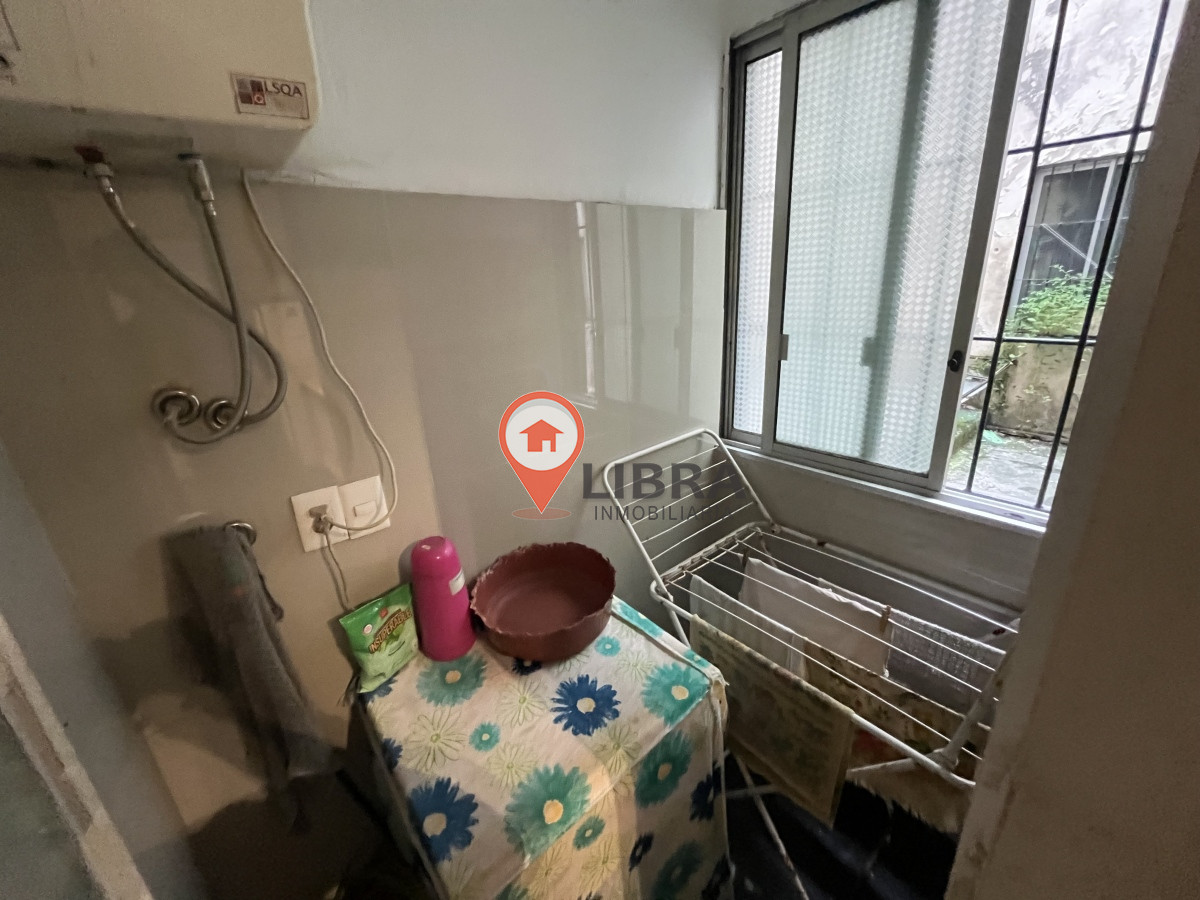 Apartamento ID.4221 - Venta Apartamento 2 Dormitorios Patio Interno Ciudad Vieja
