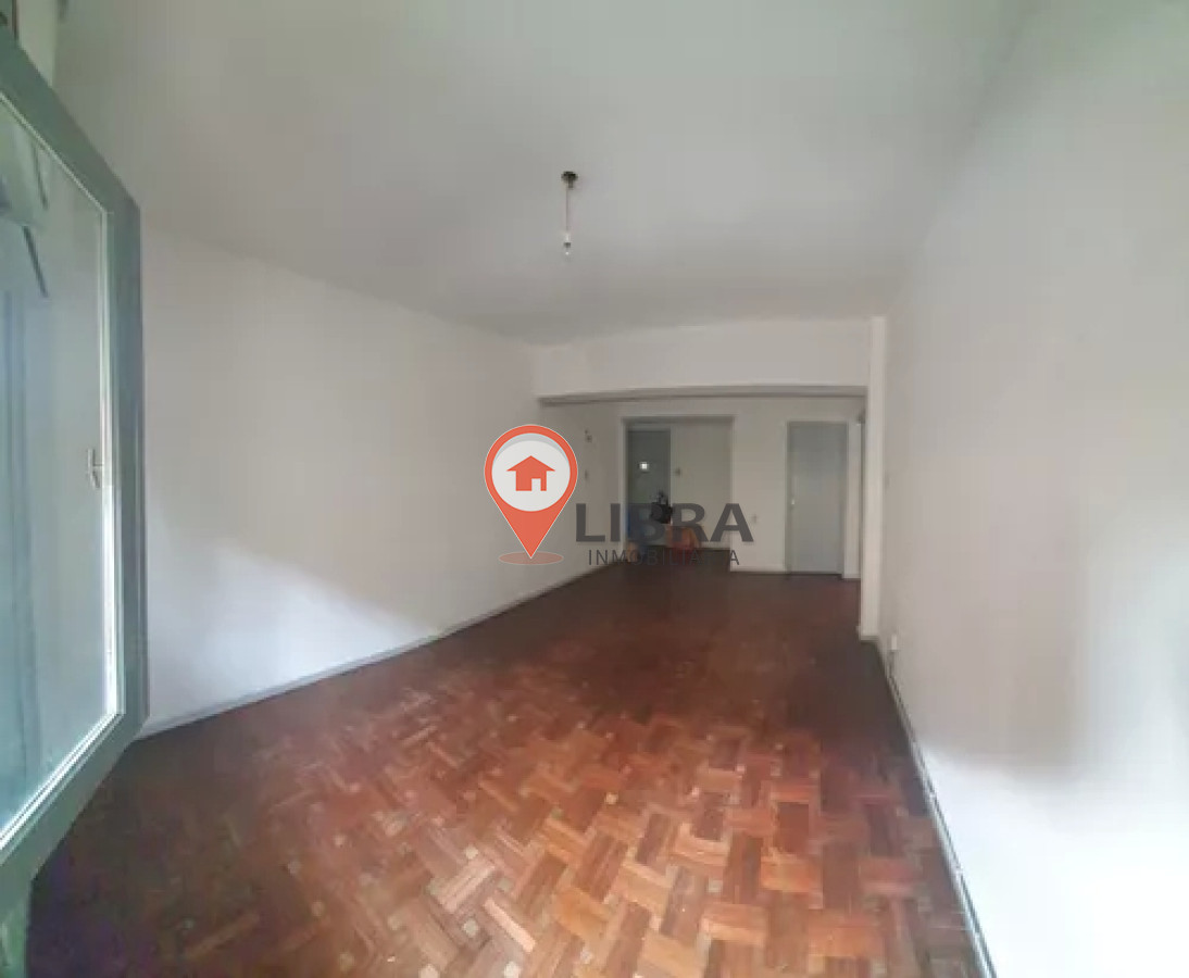 Apartamento ID.3387 - SE VENDE INCREIBLE APTO! 2 DORMITORIOS Y BALCON AL FRENTE EN CORDON!
