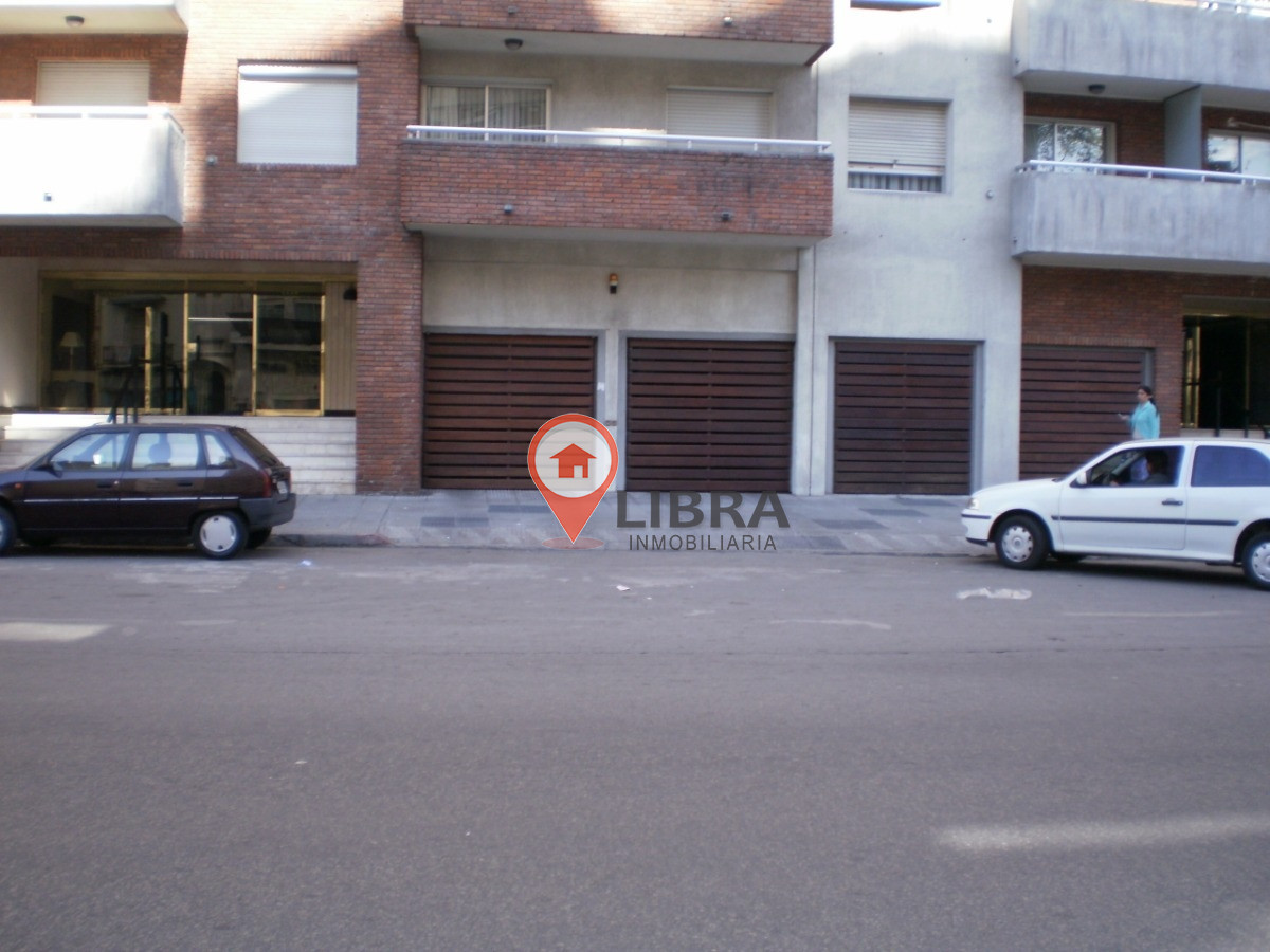 Apartamento ID.4150 - Alquiler Apartamento 2 Dormitorios Balcón Tres Cruces