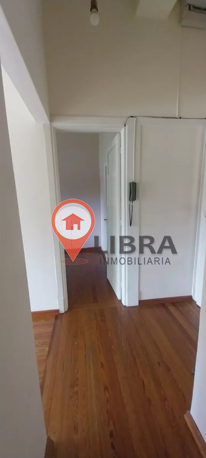 Apartamento ID.8986 - Alquiler Apartamento De 2 Dormitorios 2 Baños En Centro
