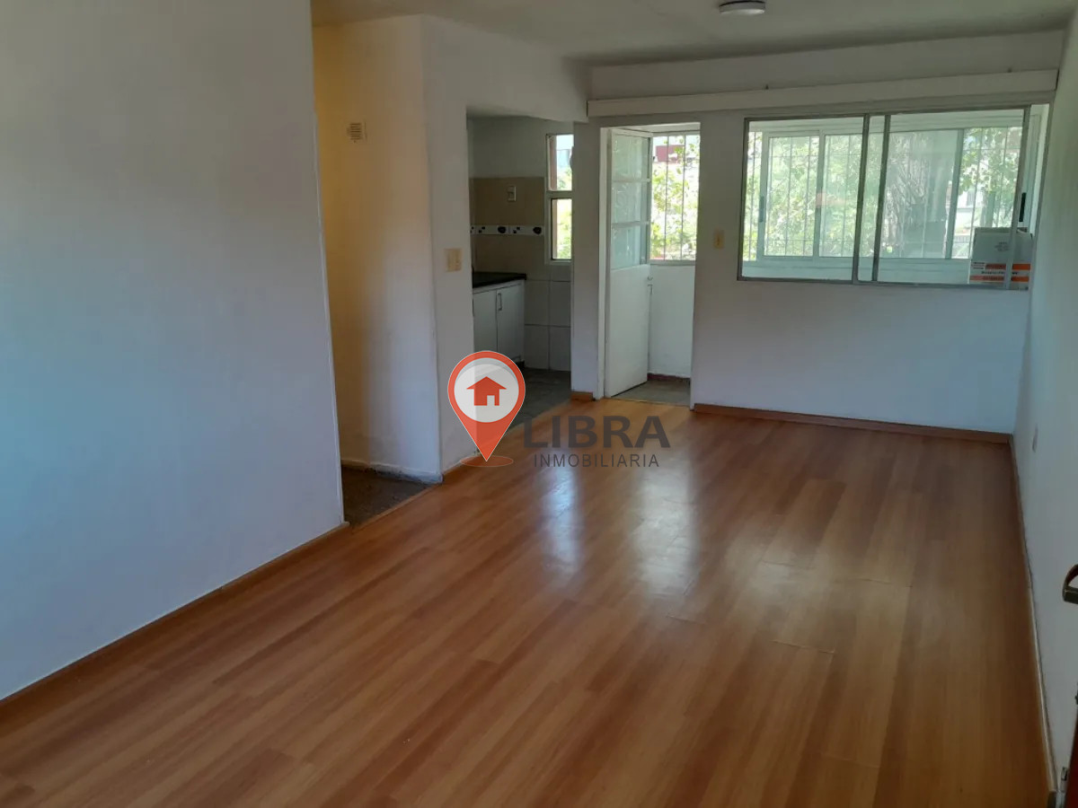 Apartamento ID.9660 - Lindo Apartamento De 2 Dorm En Mercado Modelo 