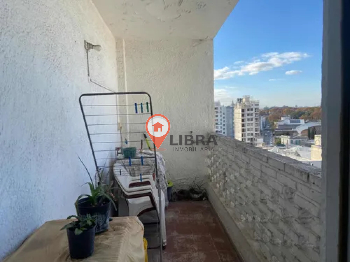 Apartamento ID.10213 - ALQUILER O VENTA APARTAMENTO EN CENTRO 2 DORMITORIOS Y BALCÓN!