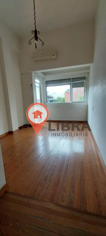 Apartamento ID.8986 - Alquiler Apartamento De 2 Dormitorios 2 Baños En Centro