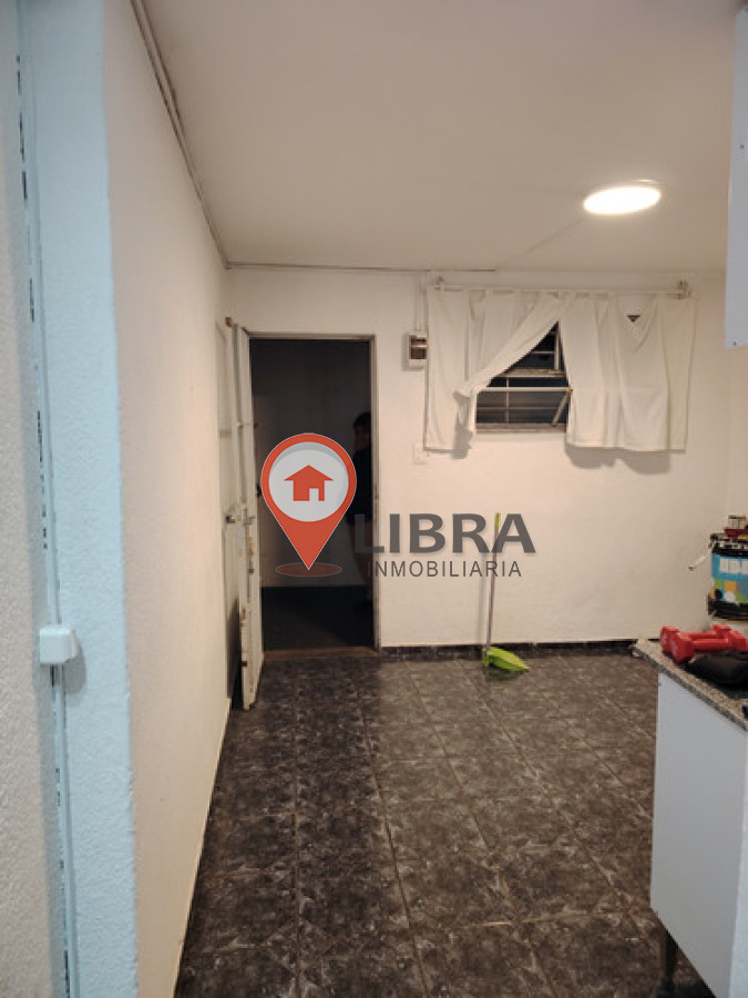Apartamento ID.9954 - Alquiler Apartamento Interior Tipo Dúplex En Brazo Oriental 