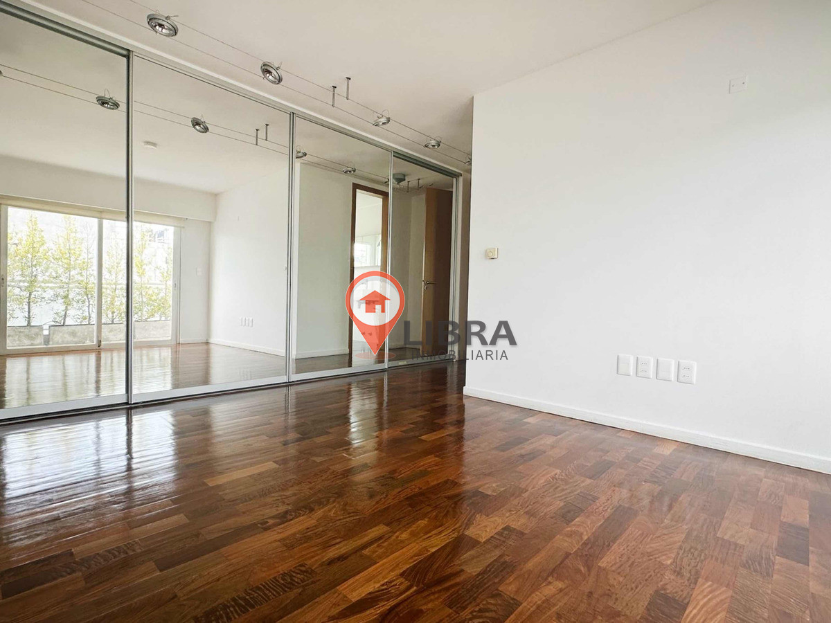Apartamento ID.4757 - Alquiler Apto 2 Dorm 3 Baños Garage Terraza Punta Carretas