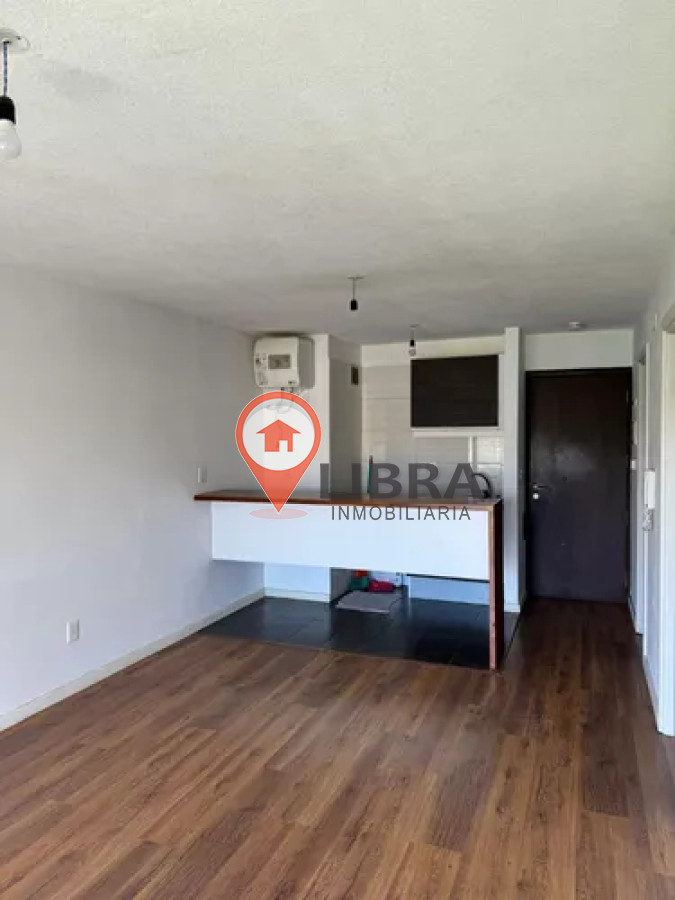 Apartamento ID.6874 - Alquiler Apartamento De 1 Dormitorio Balcón Garaje Pocitos 