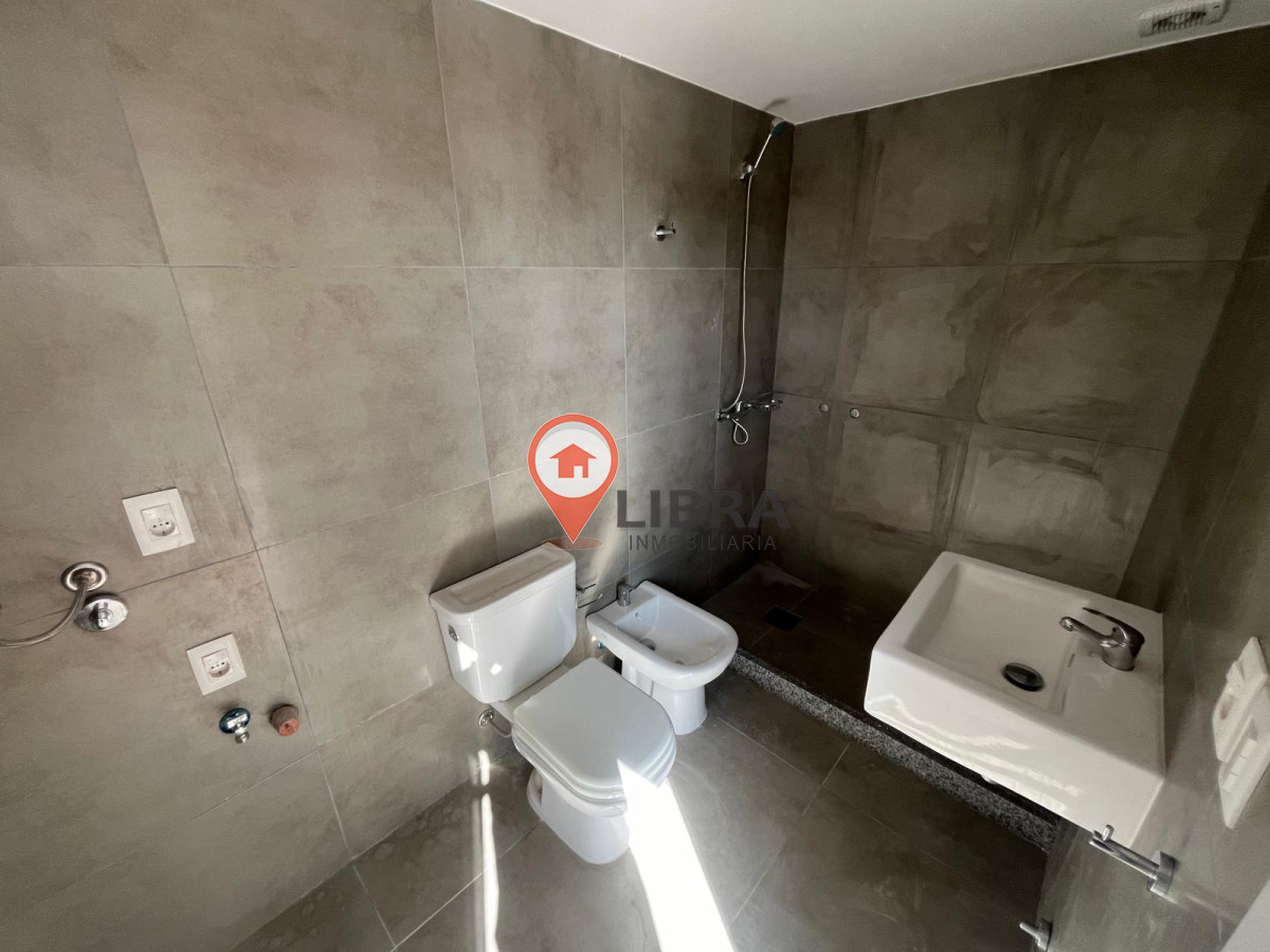 Apartamento ID.6572 - Venta Apartamento A Estrenar Centro 1 Dorm Terraza Parrilero