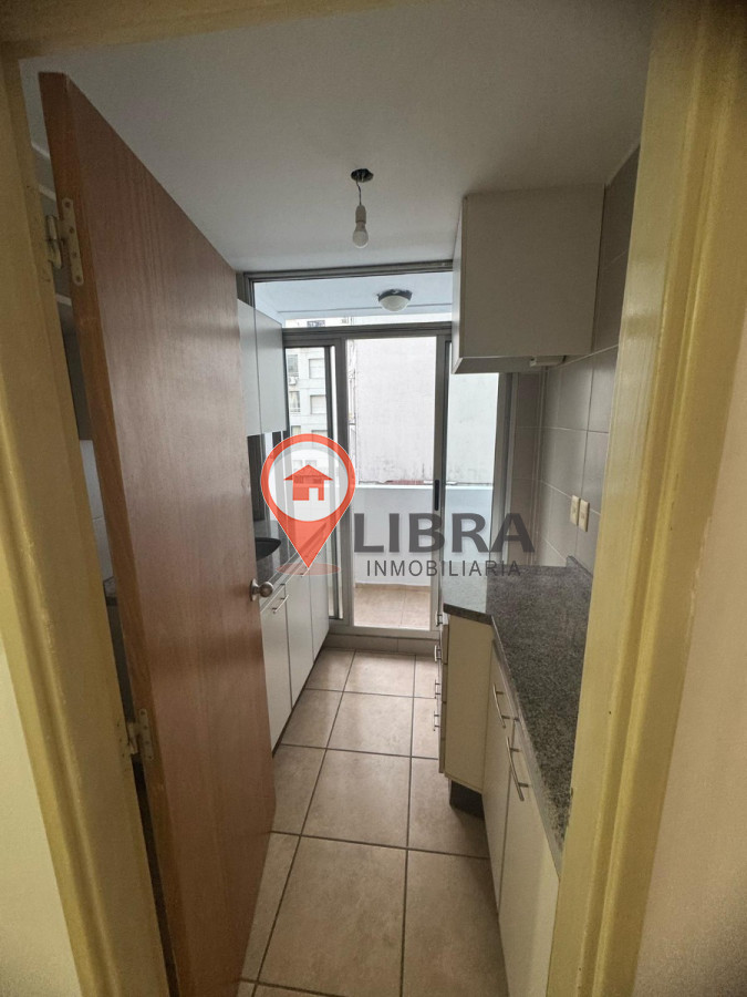 Apartamento ID.8649 - Apartamento En Alquiler En Tres Cruces 1 Dormitorio 