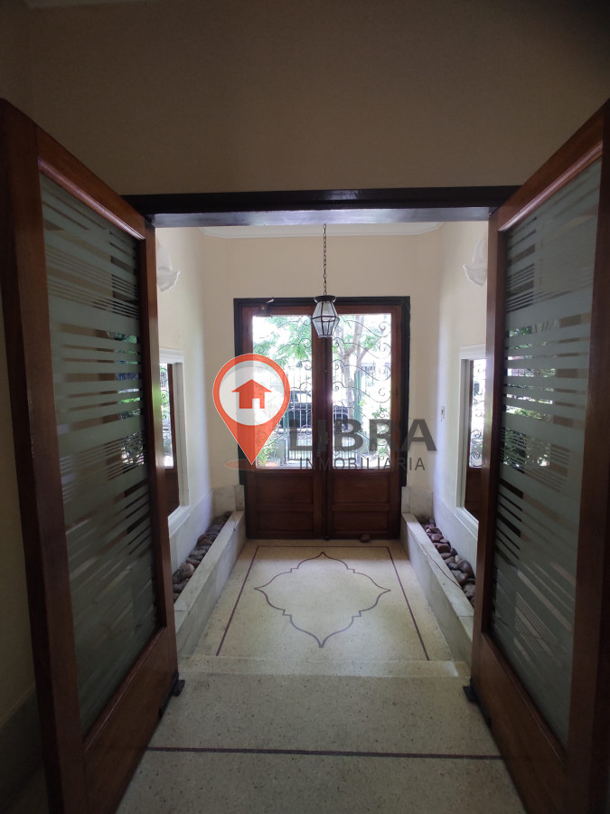 Apartamento ID.7732 - Hermoso Apartamento De 2 Dorm Con Patio y Lindo Jardin 