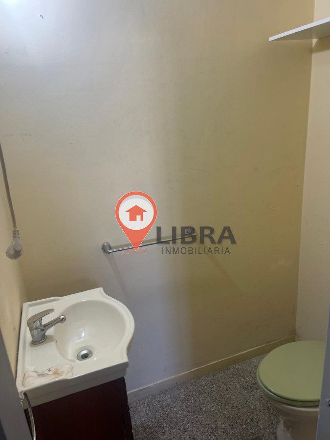 Apartamento ID.7699 - Alquiler Apartamento 2 Dormitorios Al Frente A 50 Mt De Playa Malvin Parrillero