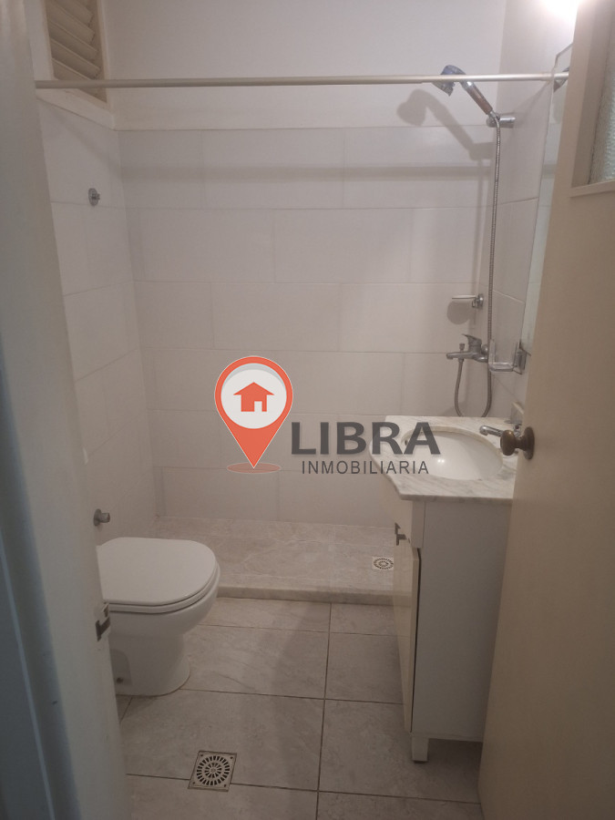 Apartamento ID.8642 - Muy Lindo Apartamento De 2 Dorm Con Balcón 