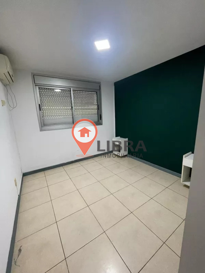 Apartamento ID.8126 - Alquiler Apartamento De 1 Dormitorio Con Cochera En Centro