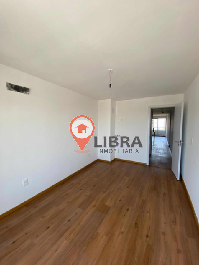 Apartamento ID.9573 - Alquiler Espectacular Apartamento De 1 Dormitorio Con Cochera En Parque Rodó